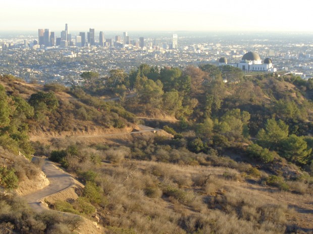 Los Angeles, ao fundo, vista a partir do parque Griffith; cidade é um dos três maiores portões de entrada para turistas do Brasil Foto Silvio Cioffi/Folhapress 